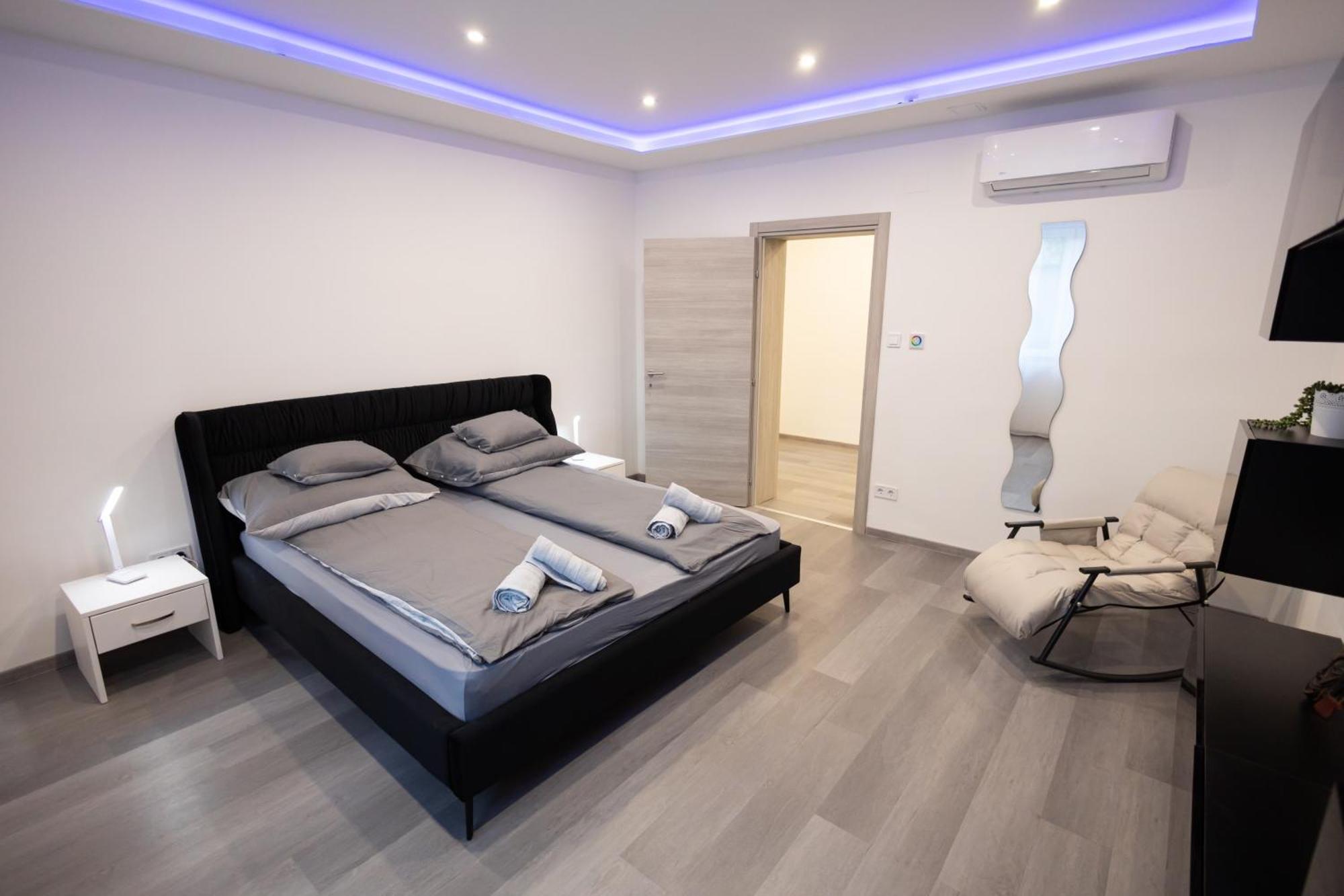 Fonix Apartman Debrecen Exterior photo